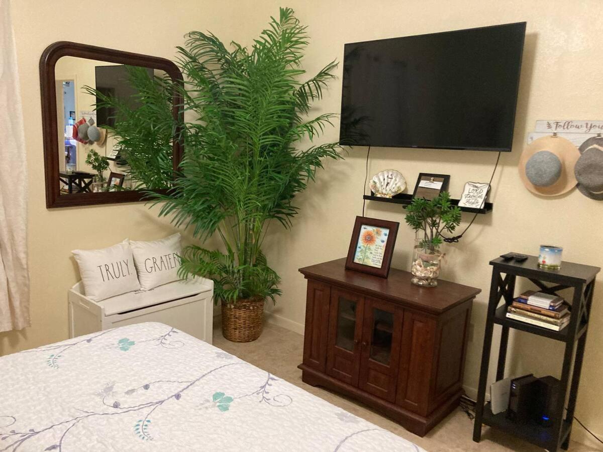 Cozy & Spacious Condo 10Min Walk To Beach 사우스 파드레 아일랜드 외부 사진