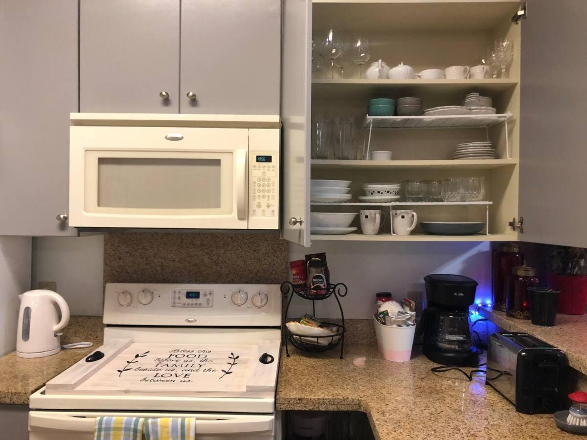 Cozy & Spacious Condo 10Min Walk To Beach 사우스 파드레 아일랜드 외부 사진